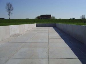 Gerealiseerd sleufsilo bestaande uit betonplaten en keerwanden | Project Oosterhout
