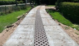Betonplaten plaatsen | Toegangsweg met betonplaten