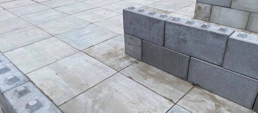 Betonplaten verharding | Betonblokken stapelen | Opslagindeling