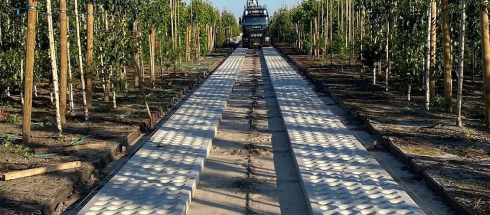 Rasenbetonplatten, wasserdurchlässige Betonplatten | De Keij