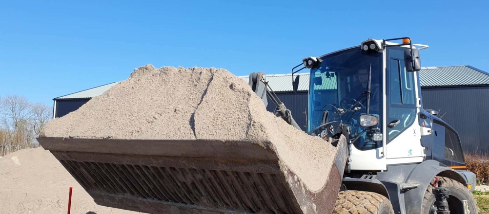 Puin/Zand leveren en verdelen